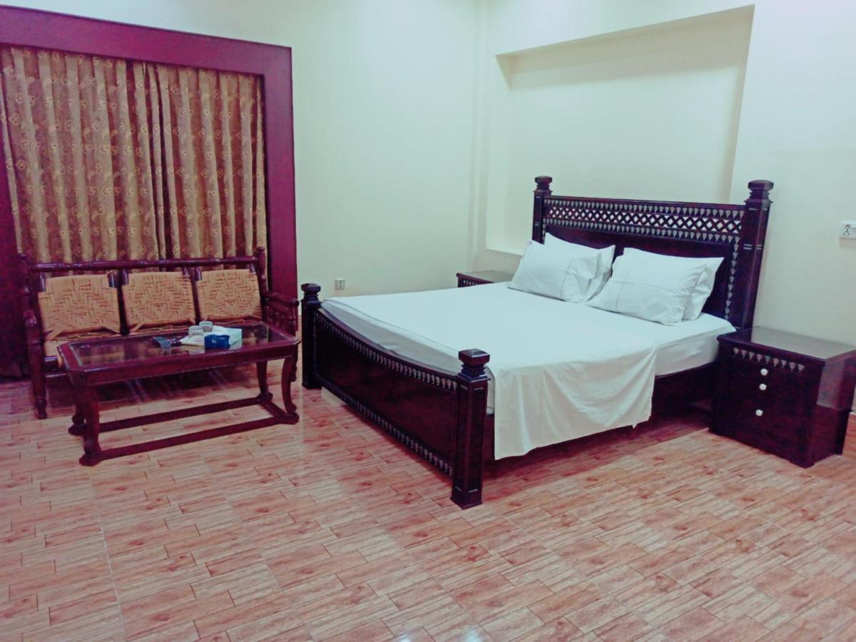 Rehaish Inn Guest House Karachi Esterno foto